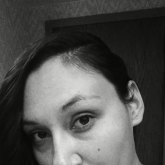 Meet your Posher, Shana - Picture 1 of 1